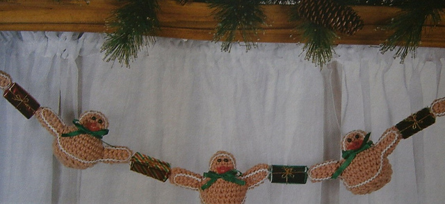 Gingerbread Garland