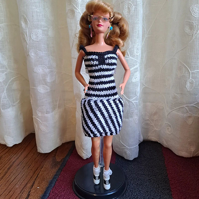 #0716 Black and Gold Dress