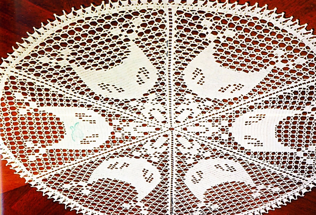Table Center 8