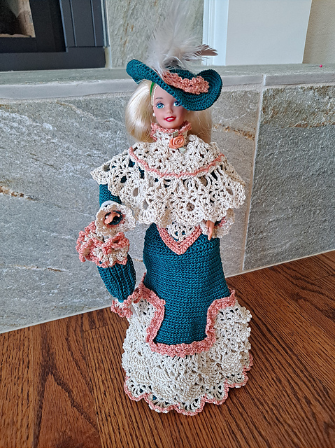 Promenade Costume, Miss November 1996
