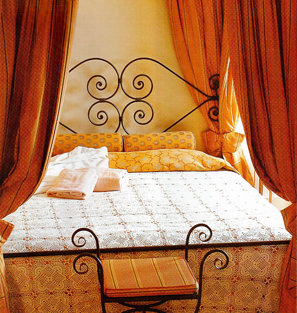 Four Poster