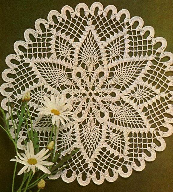 Daisy Table Center
