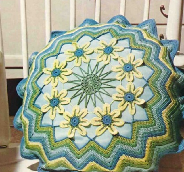 Cushion Iris