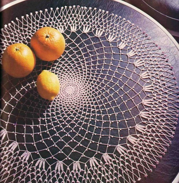 Table Centre 24