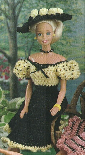 Fast & Fun: Black and yellow sundress