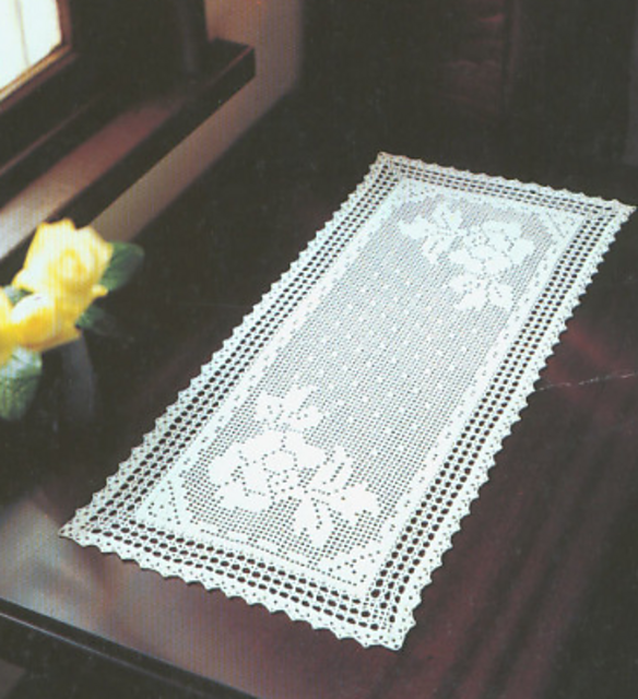 Chemin de table a L'Ancienne