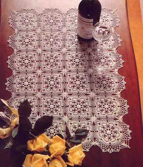 Table Center Composed of Motifs