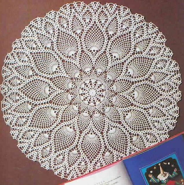 Doily Dahlia