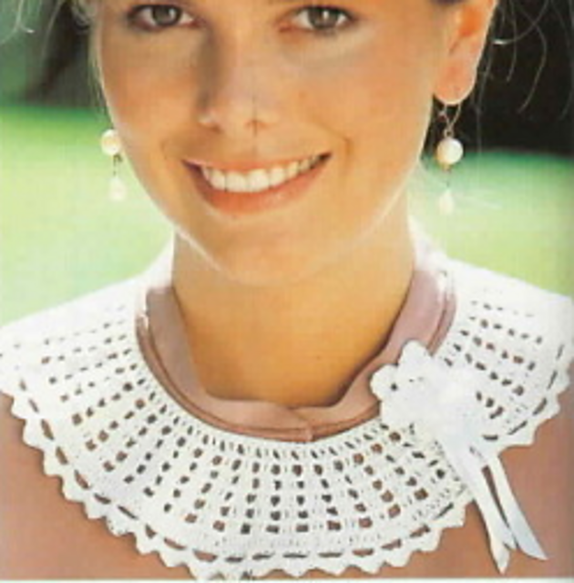 Collar with Flower