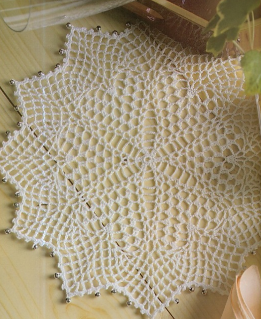 Silver-Rimmed Mat