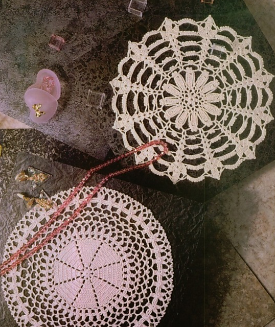 Ravelry: Scatter Mats pattern by Les Editions de Saxe