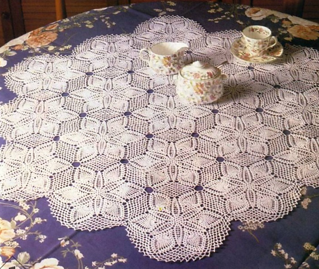 Table Cover with Flowers Motifs