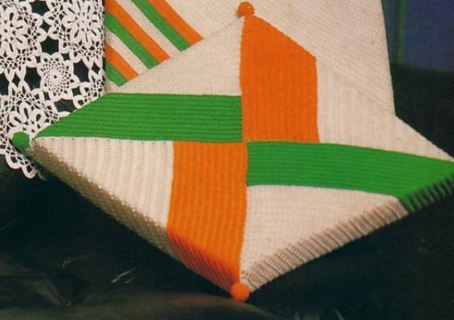 Pillow with Interlacing Big Stripes