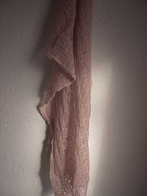 Gossamer Tuck Lace Shawl / Scarf