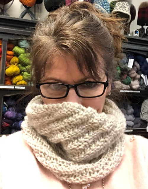 Elizabeth's Diagonal Cowl