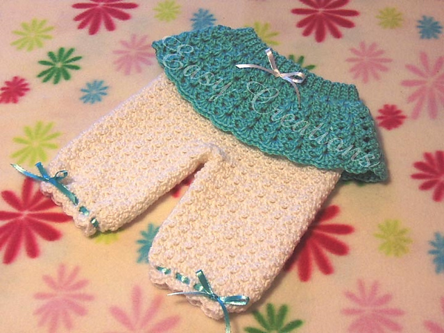 Leggings with attached skirt