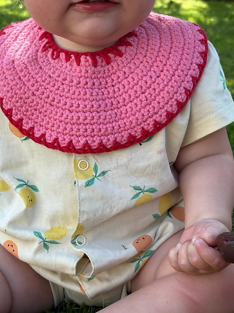 Ultra Easy Bib Crochet