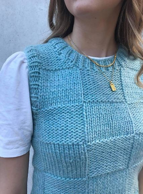 Easy Square Vest