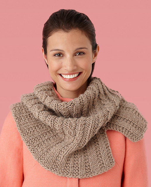 Side Slit Cabled Cowl
