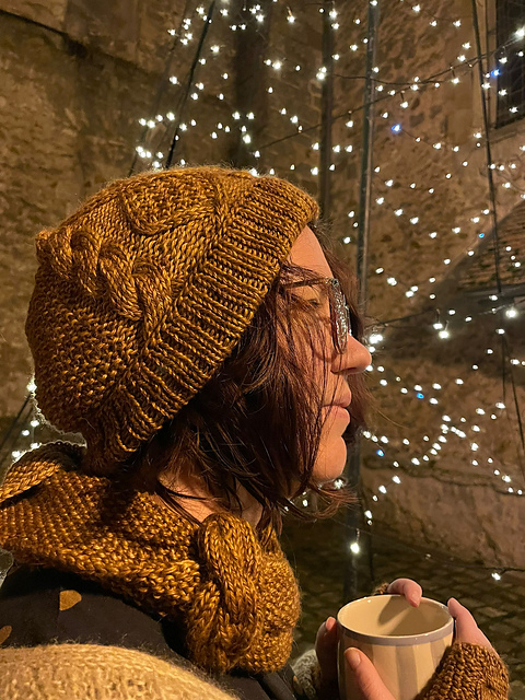 Ravelry: Col À la volette pattern by Charlie Gabillon