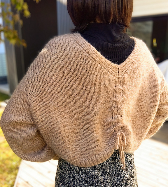 Ravelry: Snowdrop Cardigan pattern by Etsuko Yamaguchi