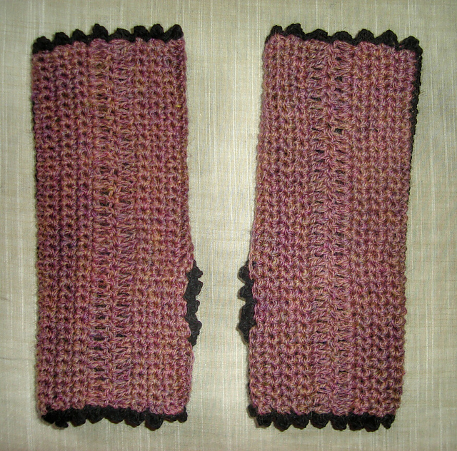 Bicolor Fingerless Mittens