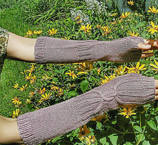 Hour Glass Arm Warmers