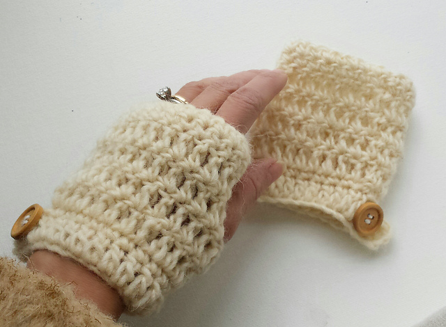 Pilot Mittens