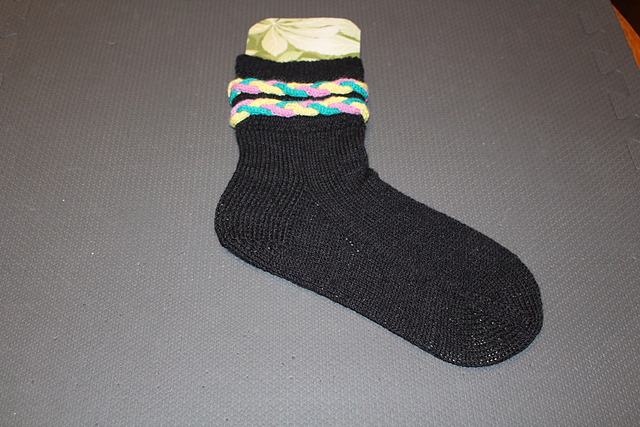 Tri-Color Cable Socks