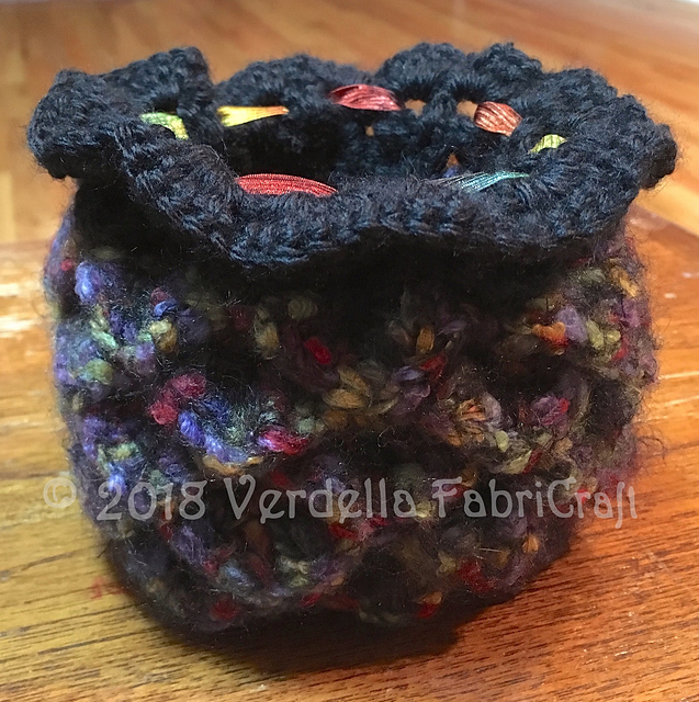 Multi-color Scales Drawstring Pouch