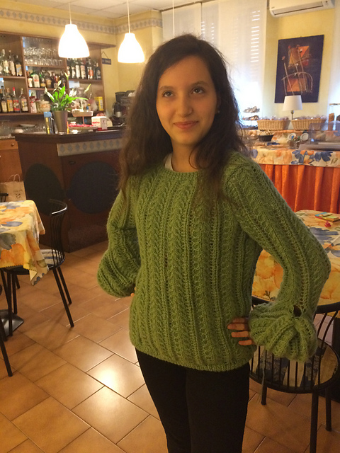 Angelina Aran Pullover