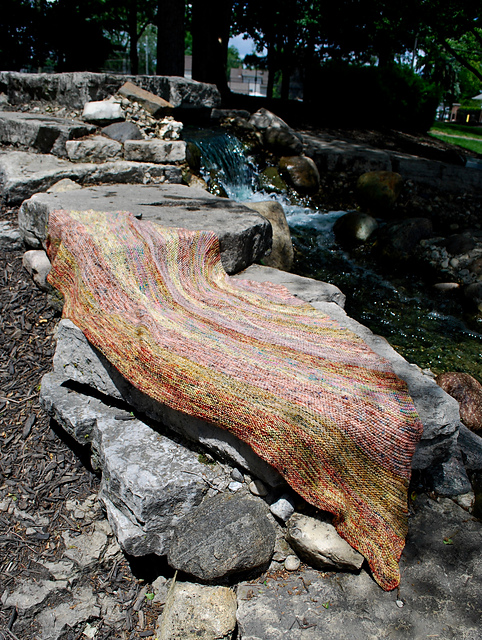 Hirundo Shawl