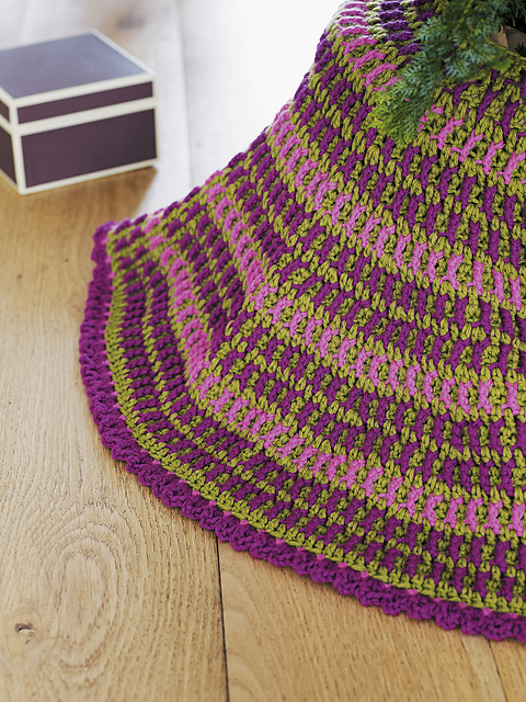 Modern Tree Skirt