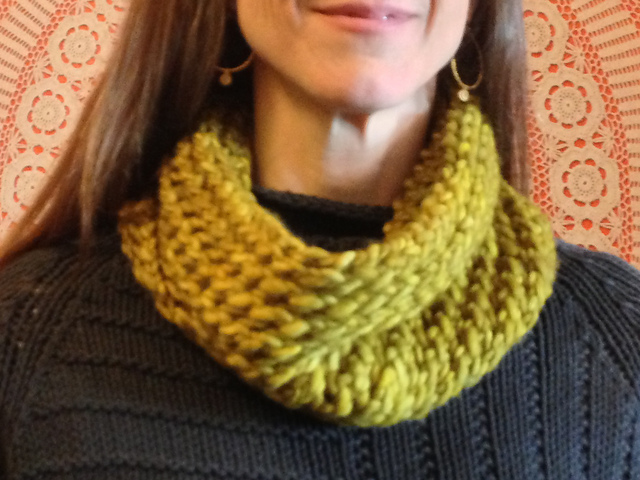 Trellis Cowl