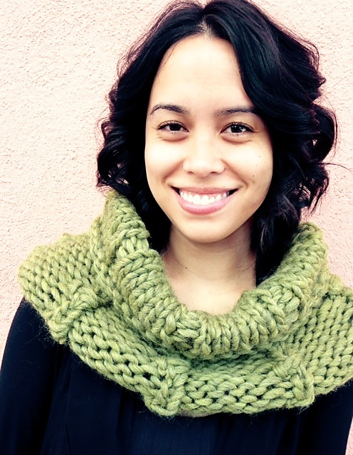 Knotted Rib Cowl