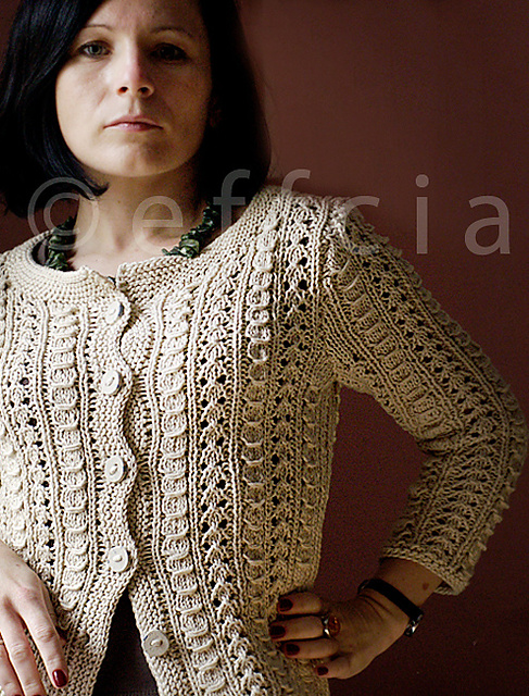 # 18 Ajouré cardigan with wrapped stitches