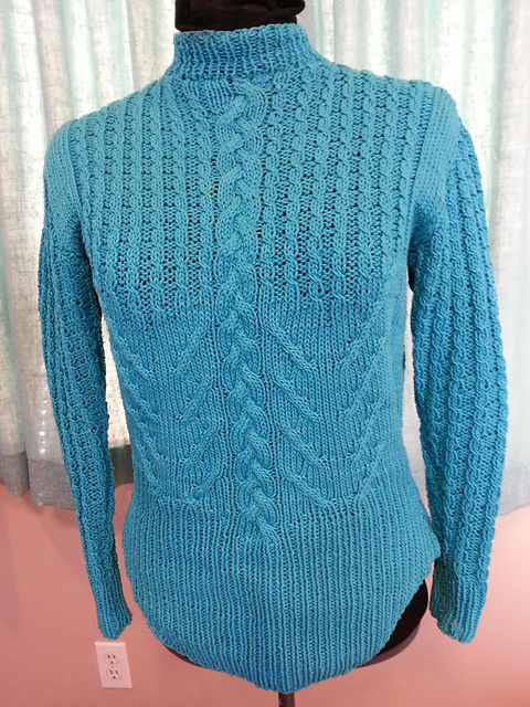 #06 Shirttail Pullover