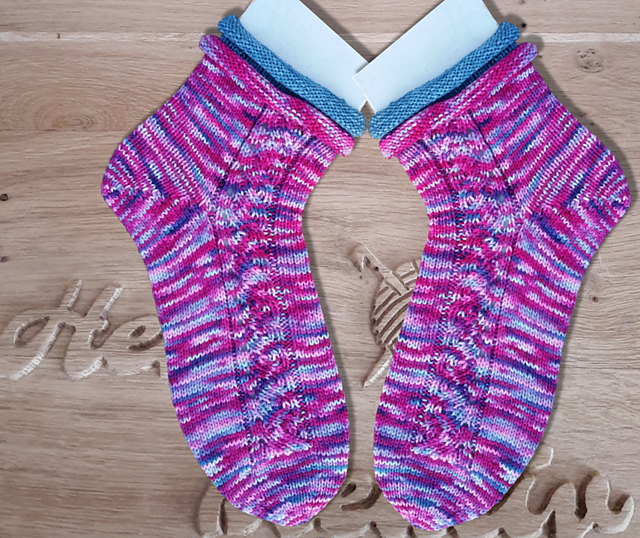Zopfmuster Socken