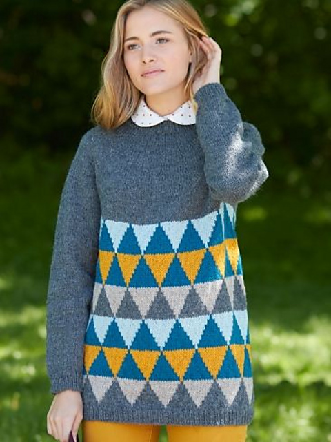 Diamonds in the Round Pullover