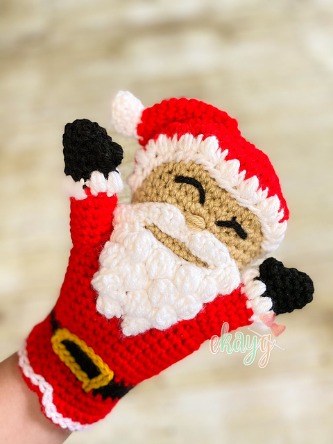 Ravelry: Santa Hand Puppet pattern by Erin Greene