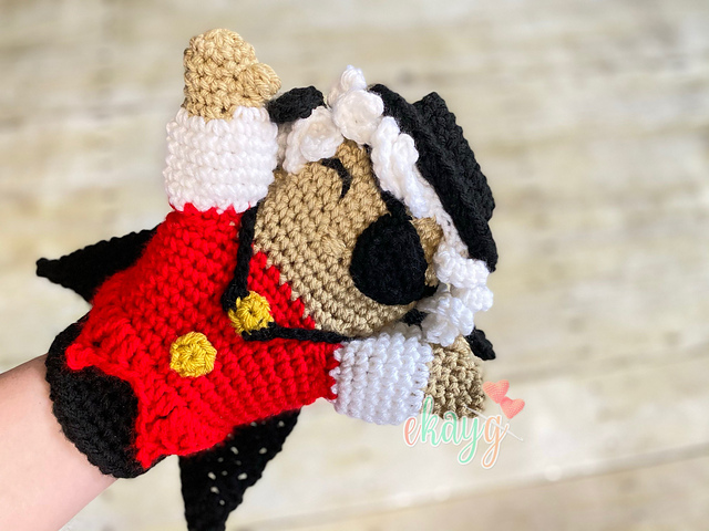 Ravelry: Herr Drosselmeyer Hand Puppet pattern by Erin Greene