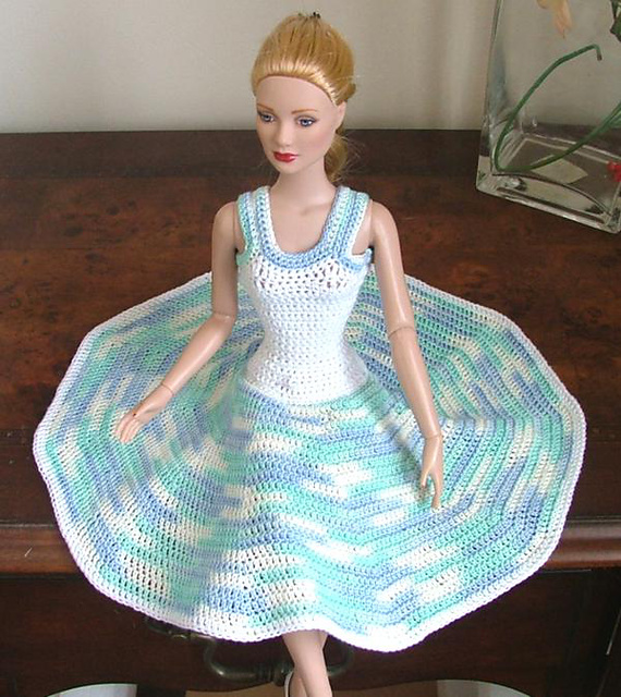 Crochet Summer Dress for Fashion 16 inch Dolls by Robert Tonner 