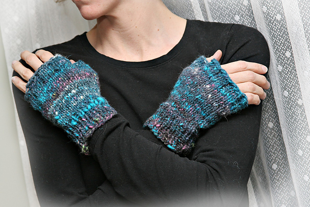 Best Friends Fingerless Gloves