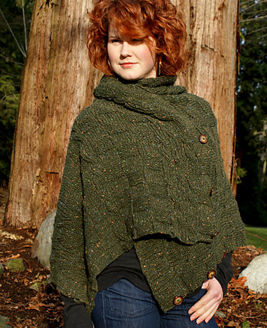 Reversible Cabled Wrap