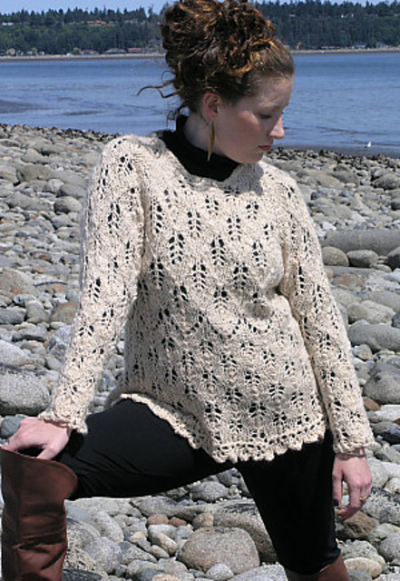 Diamond Raglan Pullover