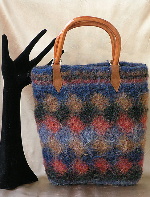 Fulled Diamond Tote