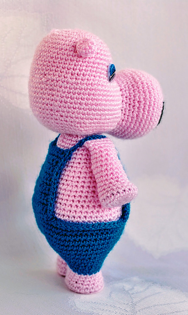 Hippo Hippopotamus Begemoth Amigurumi