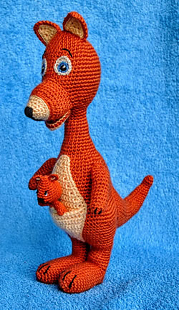 Kangaroo Mamma amigurumi doll