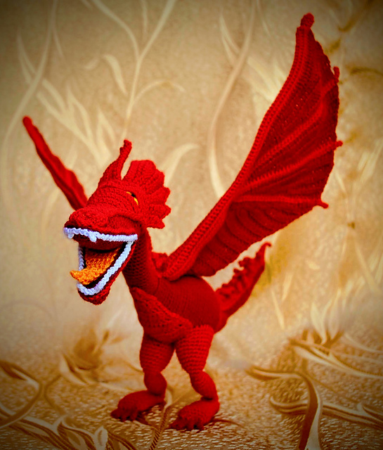 Red Flame Dragon amigurumi