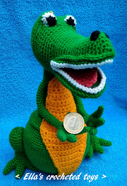 Crocodile bank amigurumi